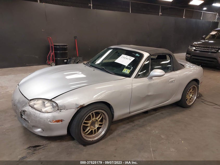 2001 Mazda Mx-5 Miata Se Special Edition/Ls VIN: JM1NB353X10206660 Lot: 37525179