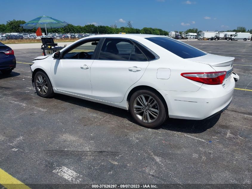 2015 Toyota Camry Se VIN: 4T1BF1FK8FU068789 Lot: 37526297