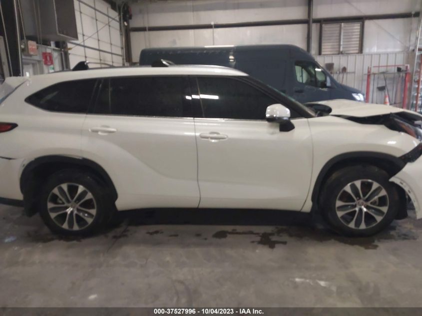 2021 Toyota Highlander Xle VIN: 5TDGZRAH8MS532709 Lot: 37527996