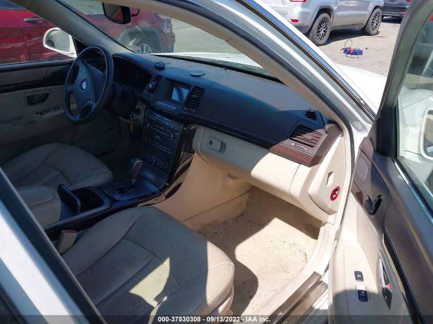 2007 Kia Amanti VIN: KNALD125575123240 Lot: 37530308