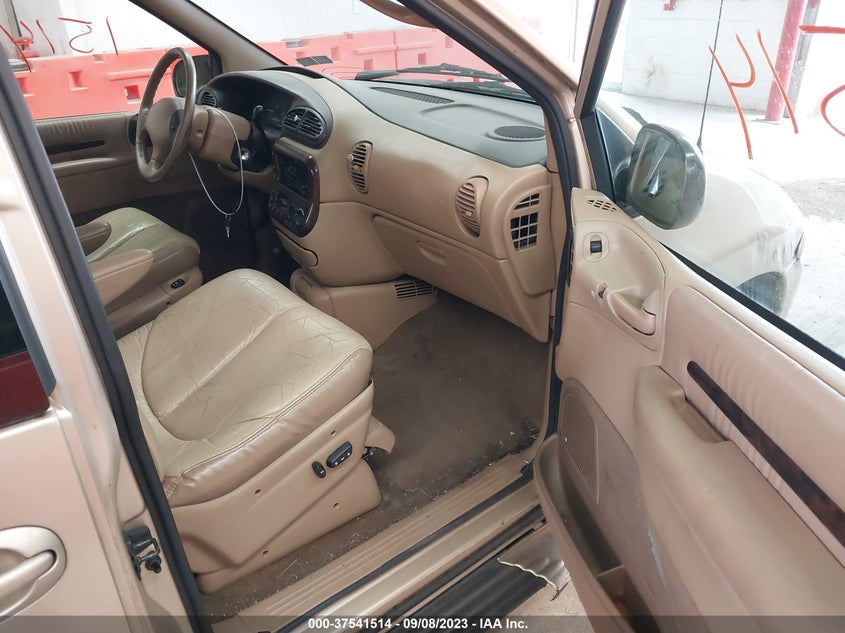 1998 Chrysler Town & Country Lxi VIN: 1C4GP64L3WB675534 Lot: 37541514