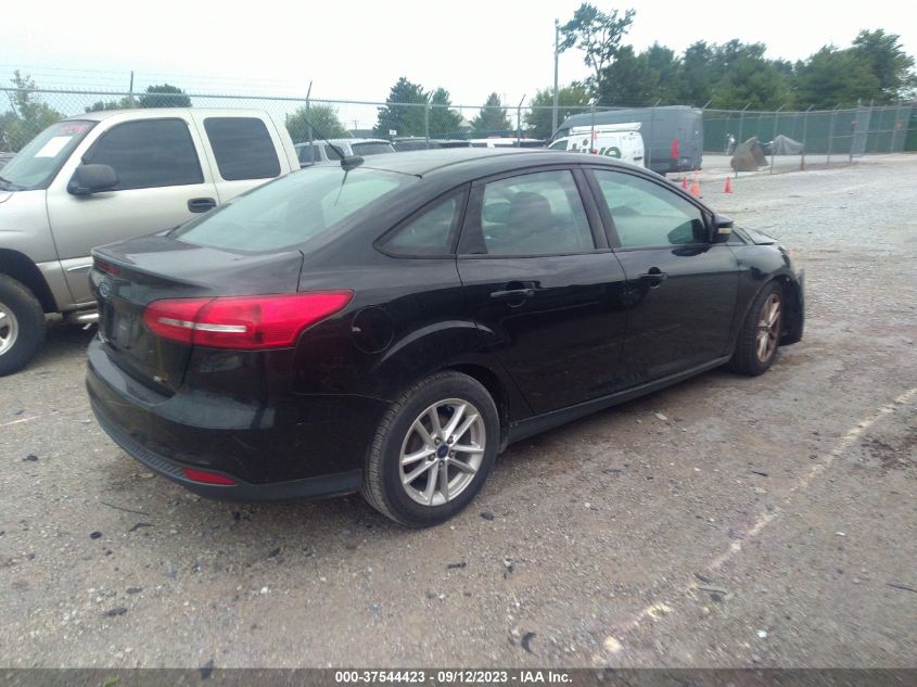 2015 Ford Focus Se VIN: 1FADP3F28FL370312 Lot: 37544423