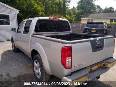 1N6AD07W46C442352 2006 Nissan Frontier Le