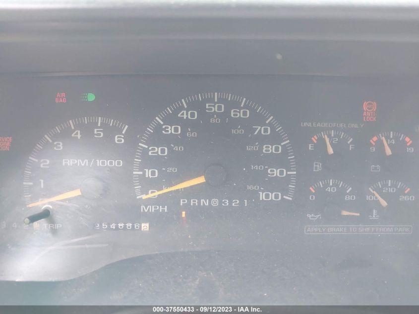 1997 Chevrolet Suburban Lt VIN: 1GNFK16R3VJ307641 Lot: 37550433