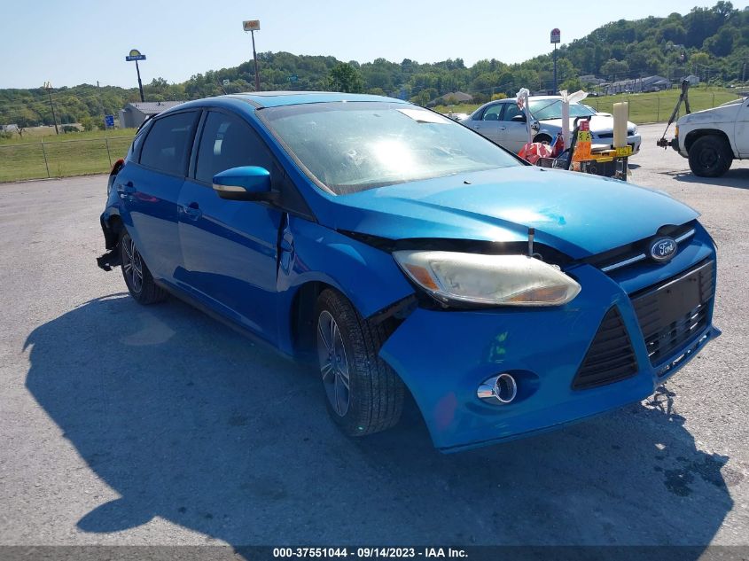 2014 Ford Focus Se VIN: 1FADP3K28EL175573 Lot: 37551044