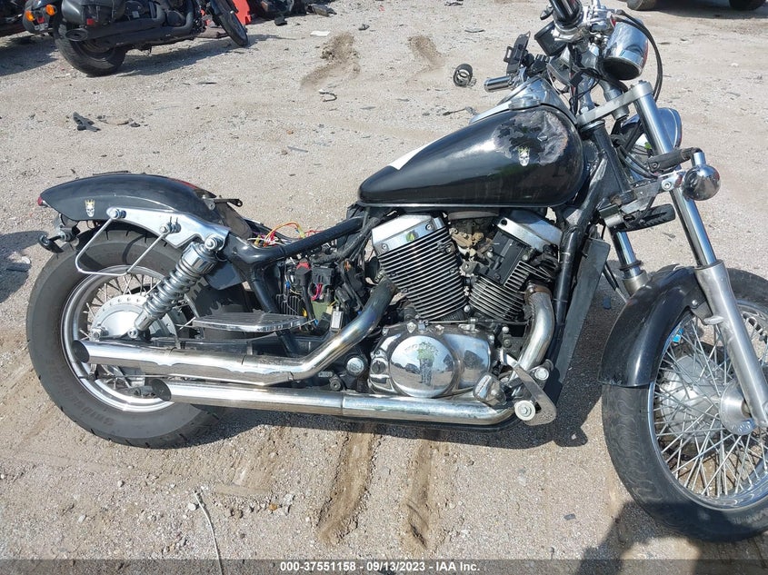 2003 HONDA VT750 DCB JH2RC445X3M704447