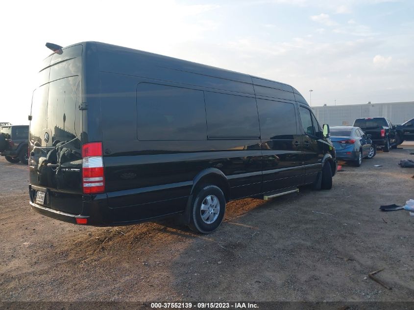 2015 Mercedes-Benz Sprinter 2500 High Roof VIN: WD3PE8CC2FP116184 Lot: 37552139