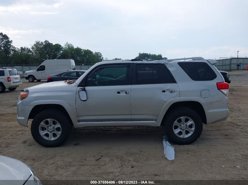 2010 Toyota 4Runner Sr5 V6 VIN: JTEZU5JR4A5003781 Lot: 37556406