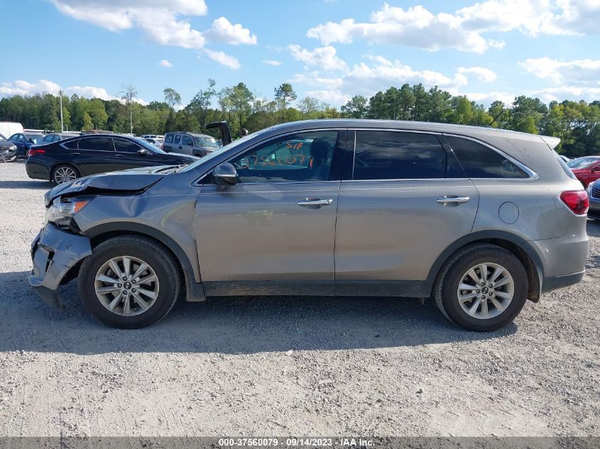 2019 Kia Sorento 2.4L L VIN: 5XYPG4A32KG494806 Lot: 37560079