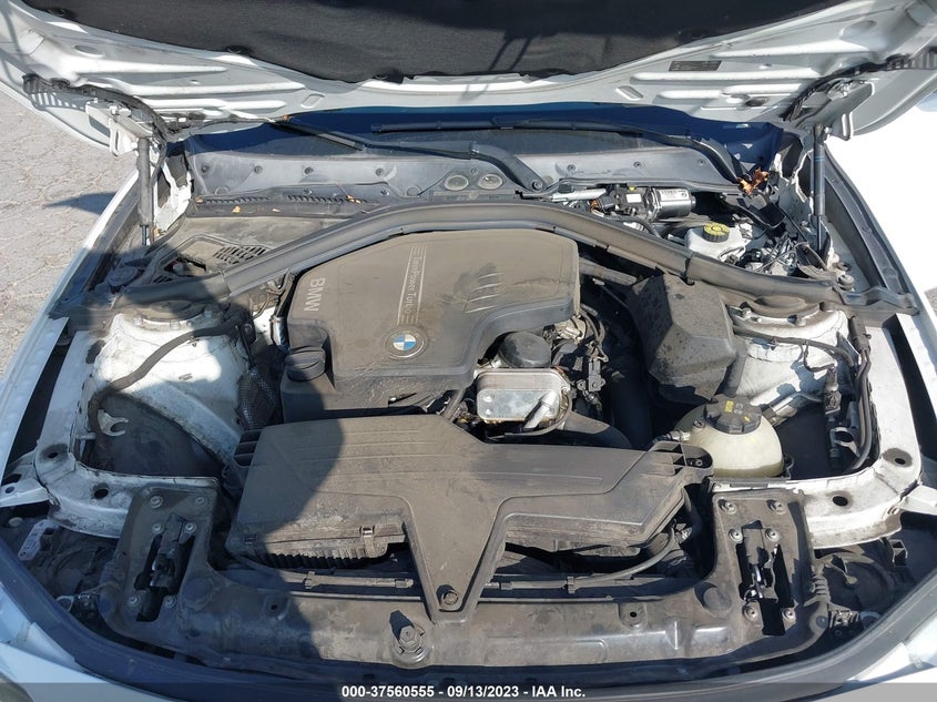 2016 BMW 320I WBA8E1G56GNT38055