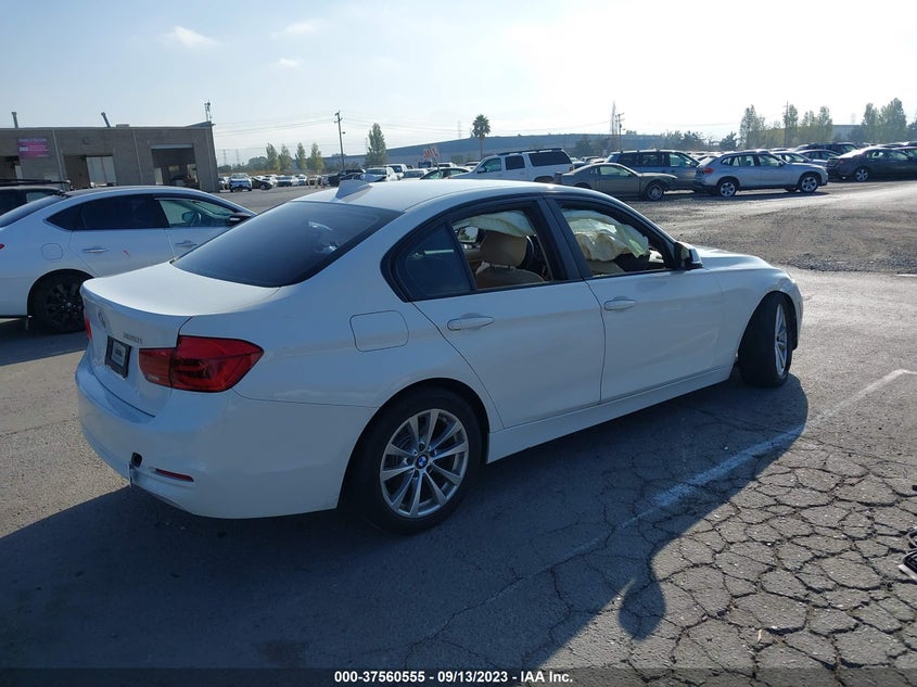2016 BMW 320I WBA8E1G56GNT38055