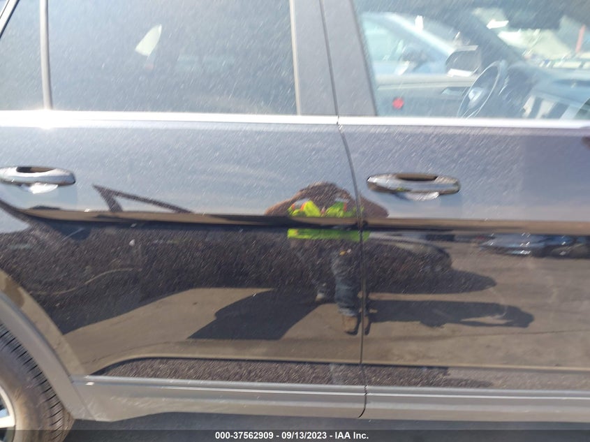 2020 Volkswagen Atlas Cross Sport 2.0T Se VIN: 1V23C2CA9LC214877 Lot: 37562909