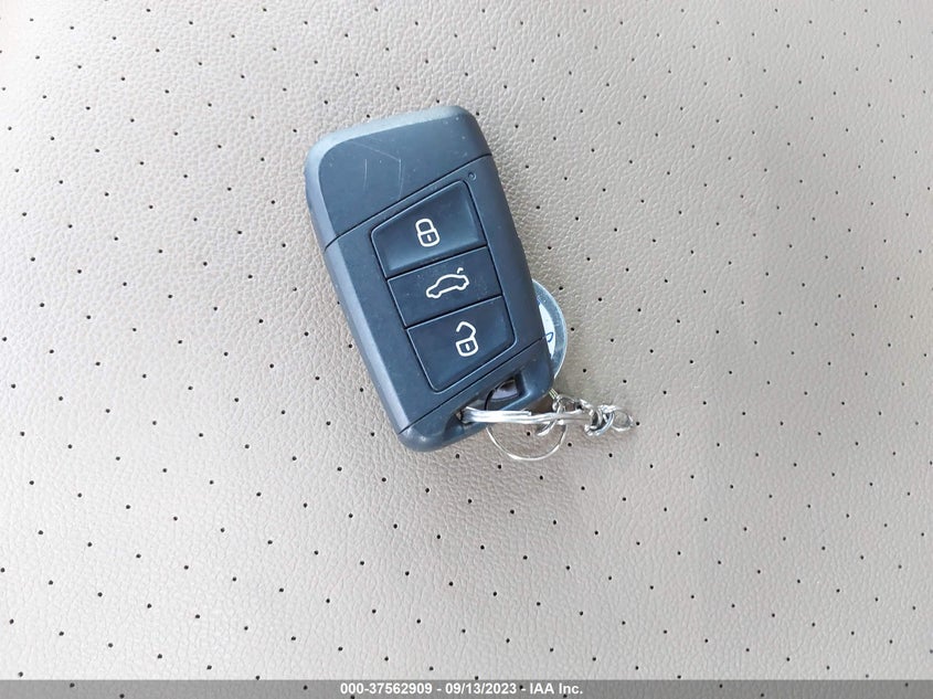 2020 Volkswagen Atlas Cross Sport 2.0T Se VIN: 1V23C2CA9LC214877 Lot: 37562909