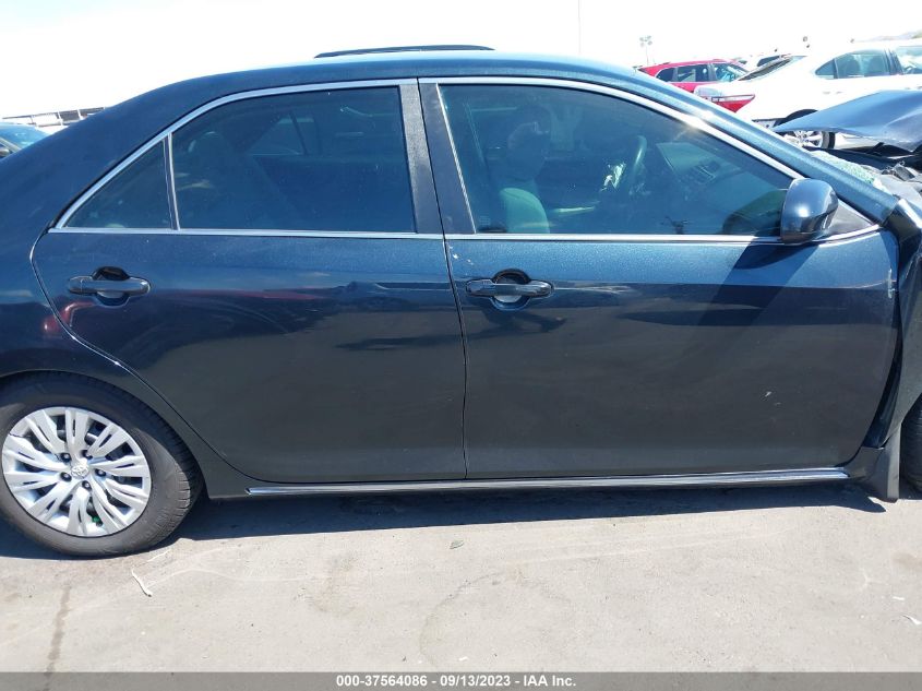 4T1BF1FK1EU758298 2014 Toyota Camry Le