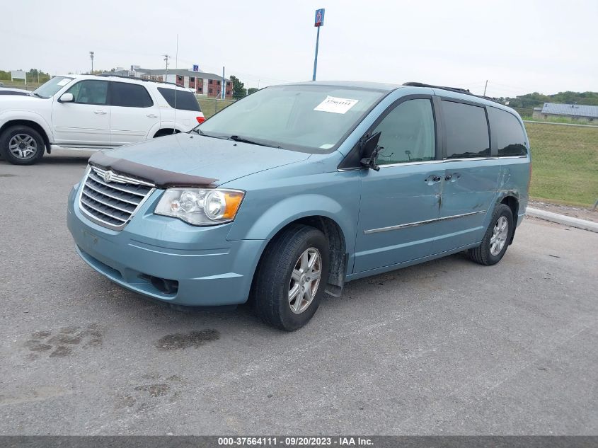 2A4RR8DX2AR449488 2010 Chrysler Town & Country Touring Plus