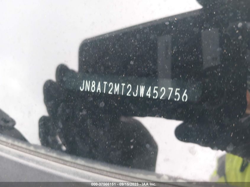 JN8AT2MT2JW452756 2018 Nissan Rogue Sl