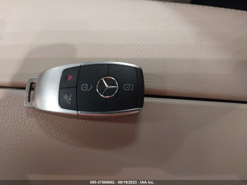 55SWF8EB2KU287572 2019 Mercedes-Benz C 300 4Matic