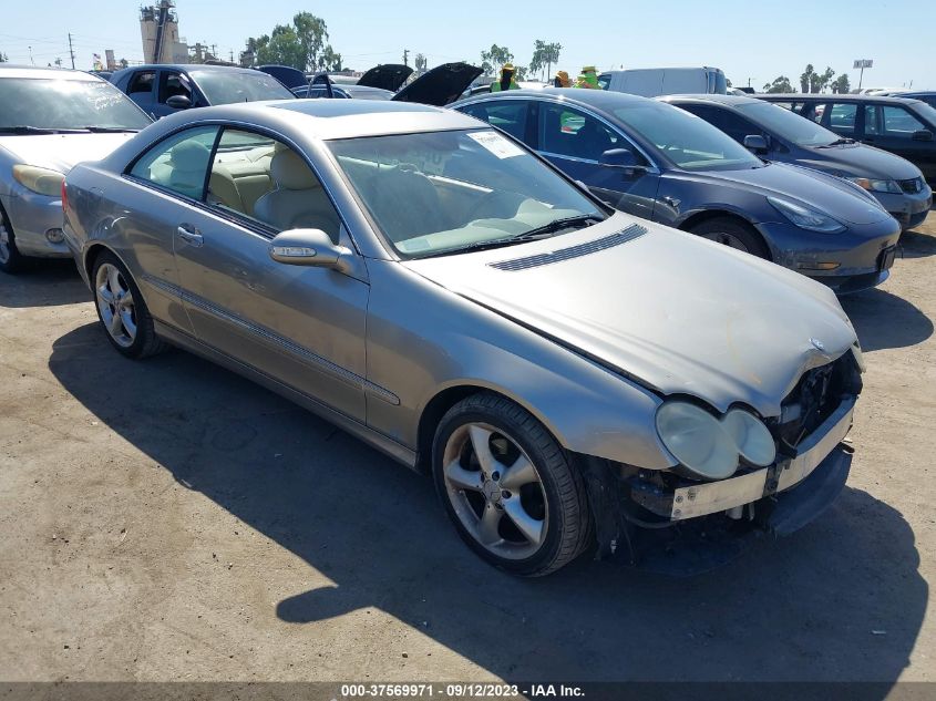 2005 Mercedes-Benz Clk-Class 3.2L VIN: WDBTJ65J05F126182 Lot: 37569971