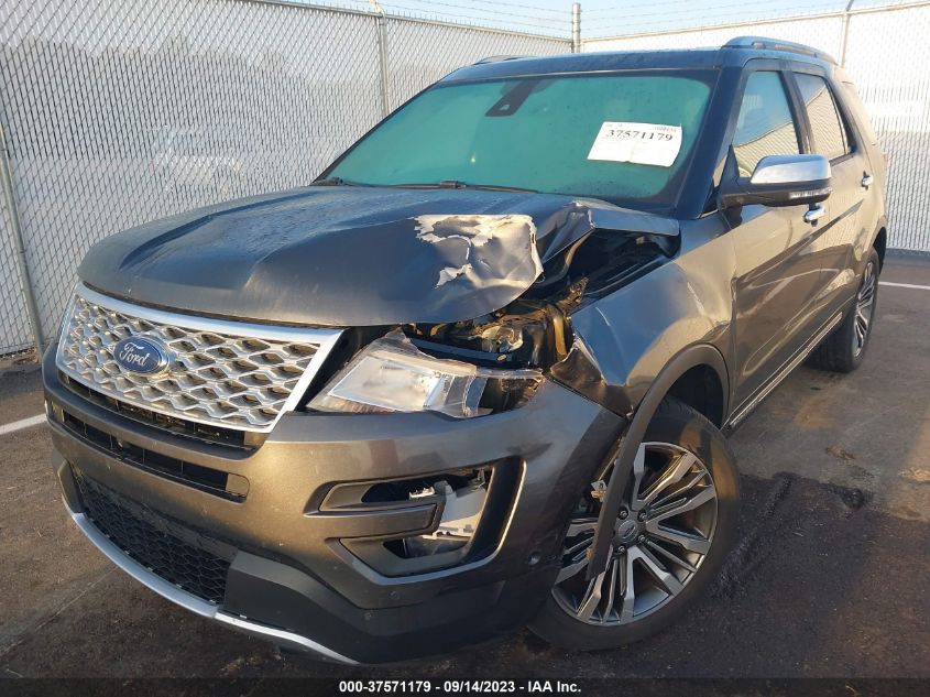 1FM5K8HT5HGD20359 2017 Ford Explorer Platinum