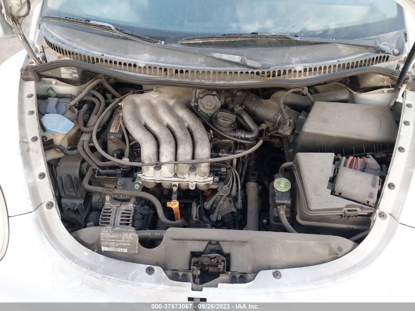 2000 Volkswagen New Beetle Gls VIN: 3VWCA21C0YM491805 Lot: 39702237