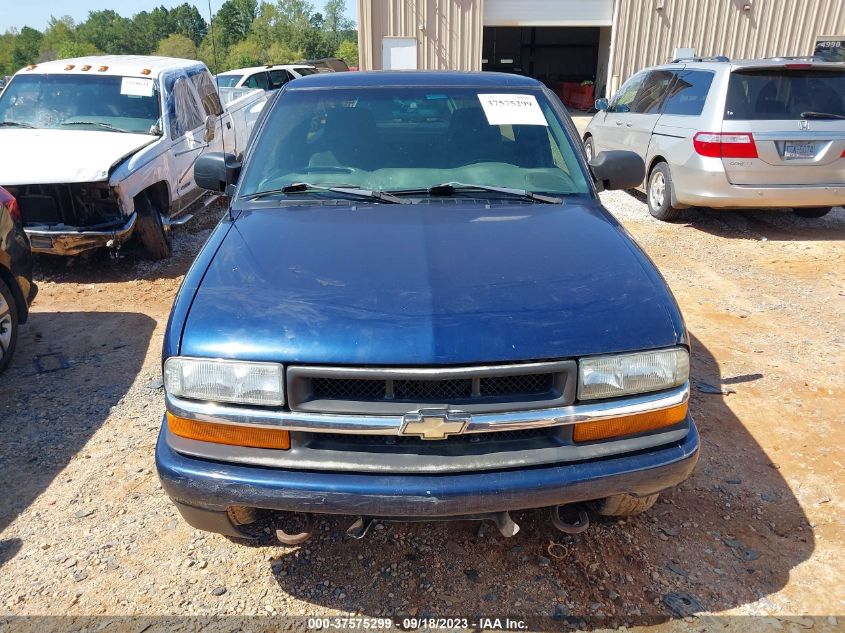 2002 Chevrolet S-10 Ls VIN: 1GCDT19W528257889 Lot: 40492031