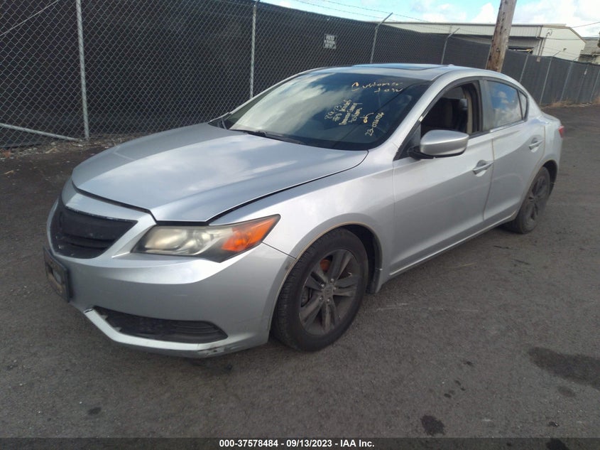 2013 Acura Ilx 2.0L VIN: 19VDE1F38DE001333 Lot: 37578484