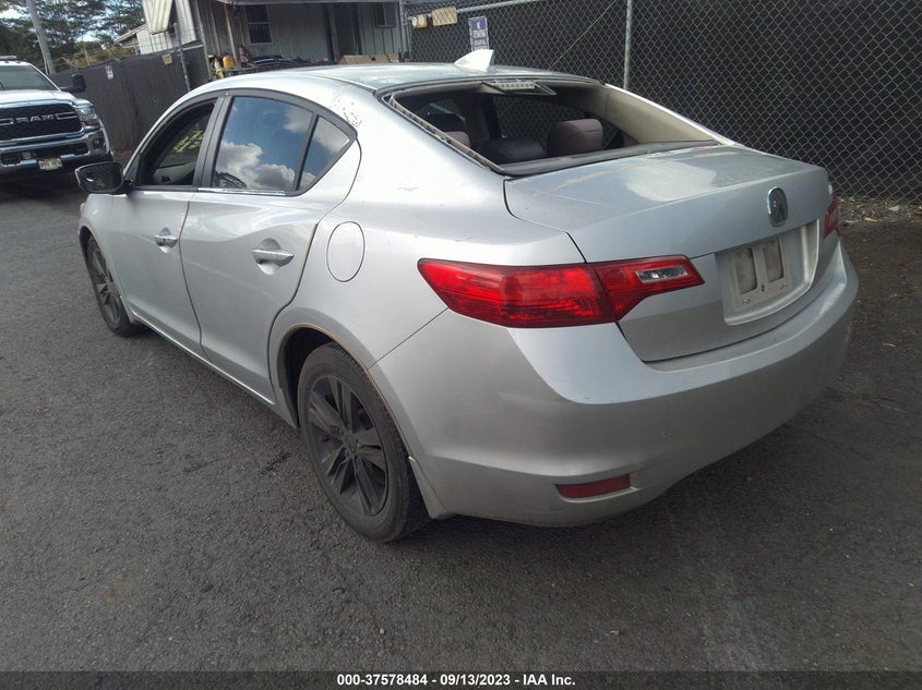 2013 Acura Ilx 2.0L VIN: 19VDE1F38DE001333 Lot: 37578484