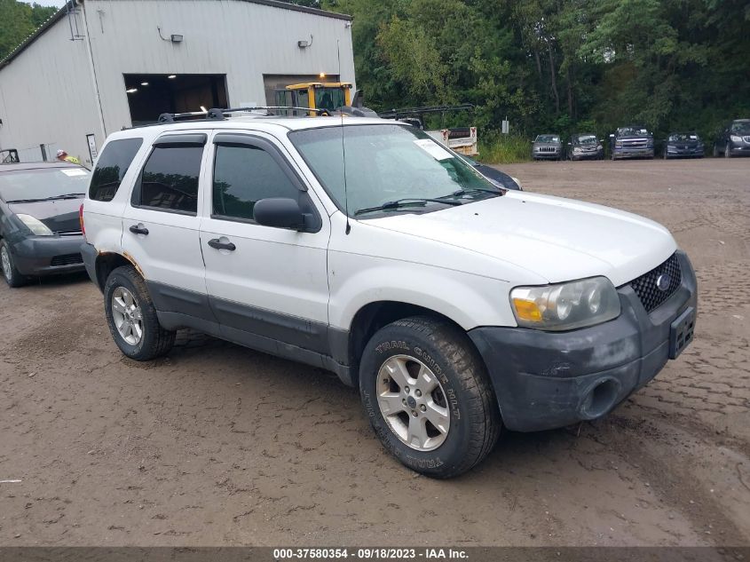 2005 Ford Escape Xlt VIN: 1FMYU93105KD40458 Lot: 37580354