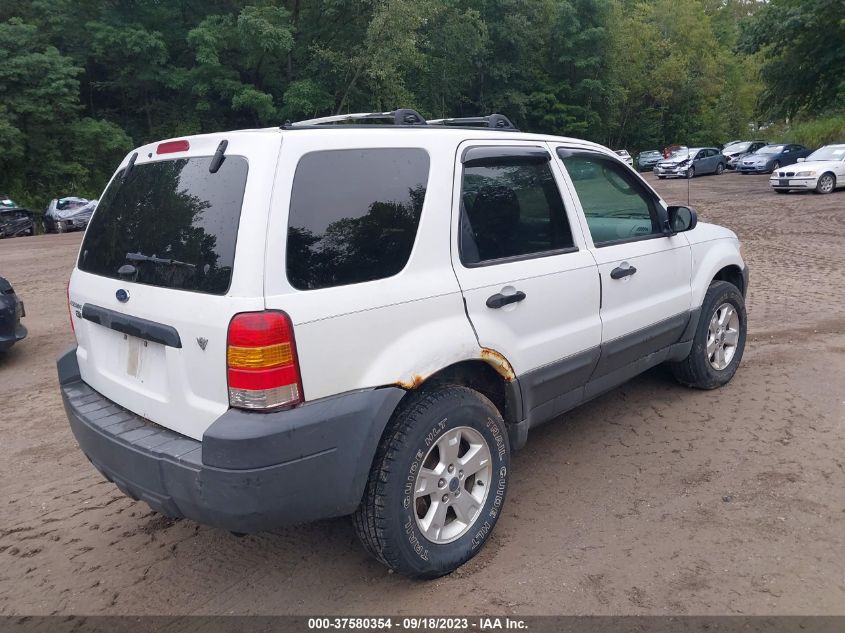 2005 Ford Escape Xlt VIN: 1FMYU93105KD40458 Lot: 37580354