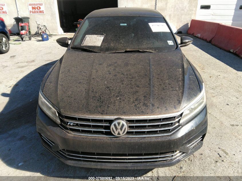 1VWDT7A32HC032062 2017 Volkswagen Passat 1.8T R-Line