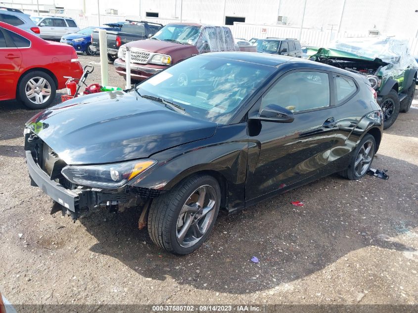 KMHTG6AF3KU016554 2019 Hyundai Veloster 2.0