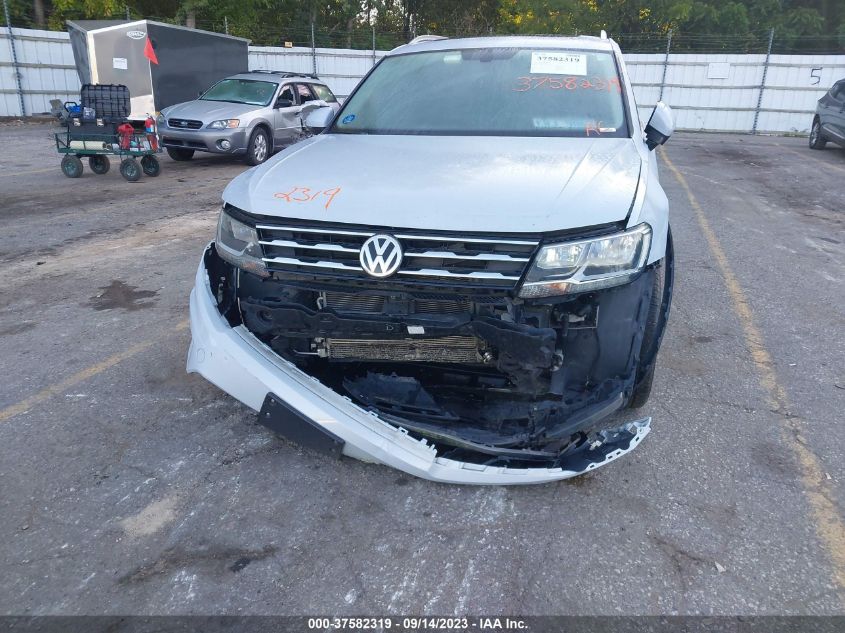 3VV2B7AX4JM002471 2018 Volkswagen Tiguan 2.0T Sel/2.0T Se