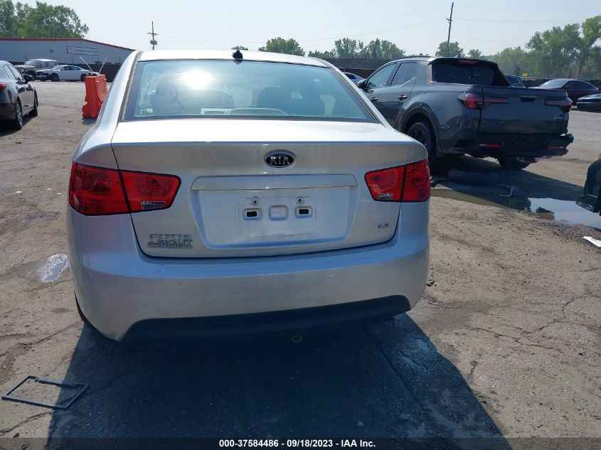 KNAFU4A20D5733516 2013 Kia Forte Ex