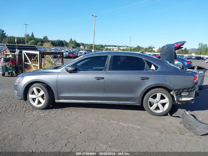 2013 Volkswagen Passat 2.5L Se VIN: 1VWBP7A35DC067300 Lot: 37584681