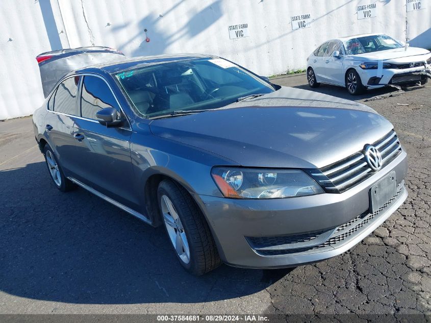 1VWBP7A35DC067300 2013 Volkswagen Passat 2.5L Se