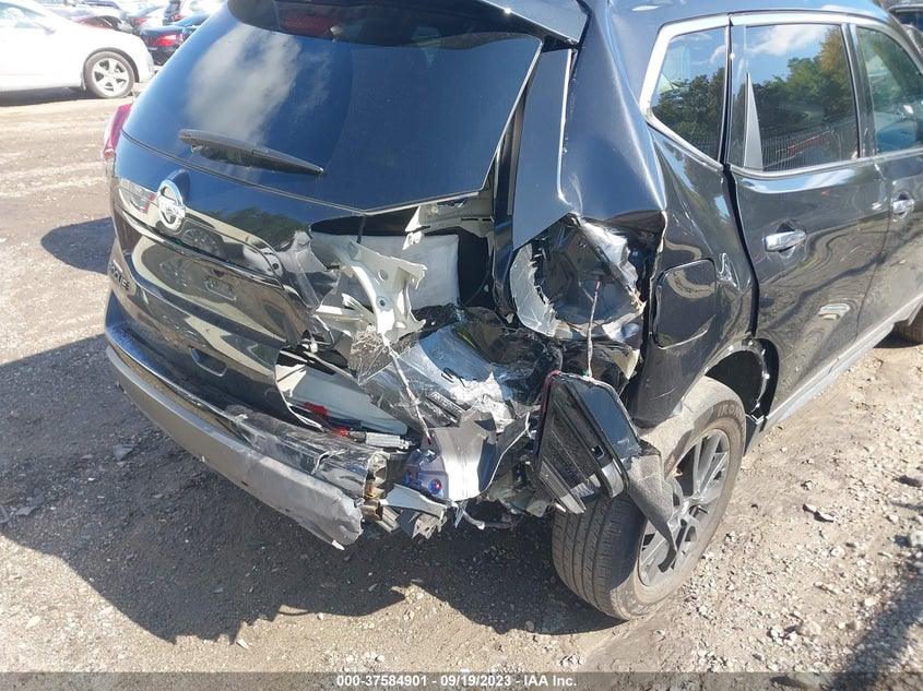 VIN 5N1AT2MV5JC804562 2018 NISSAN ROGUE SV