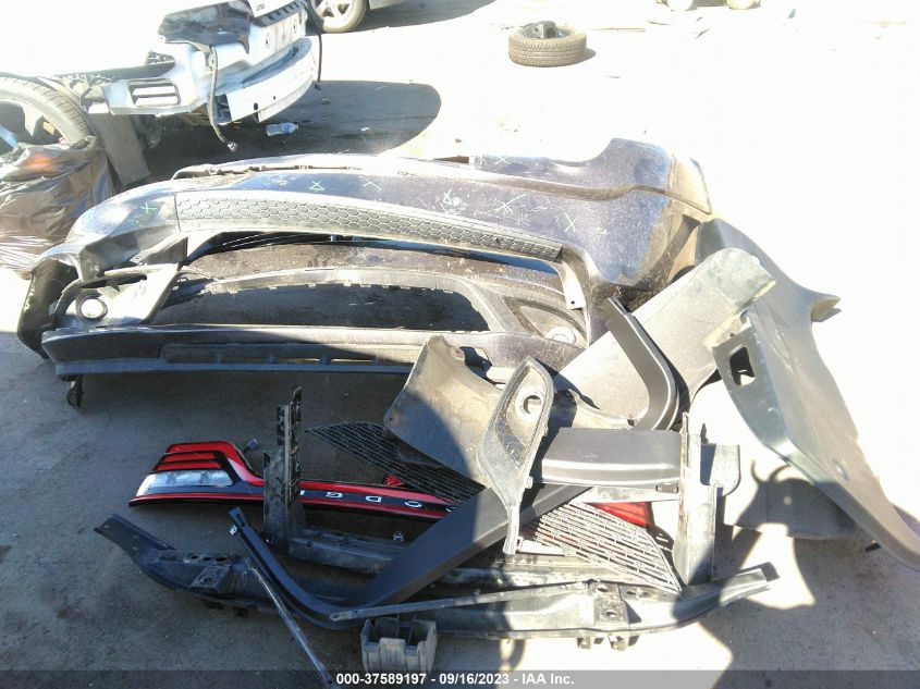 1C4RDHAG4JC312019 2018 Dodge Durango Sxt