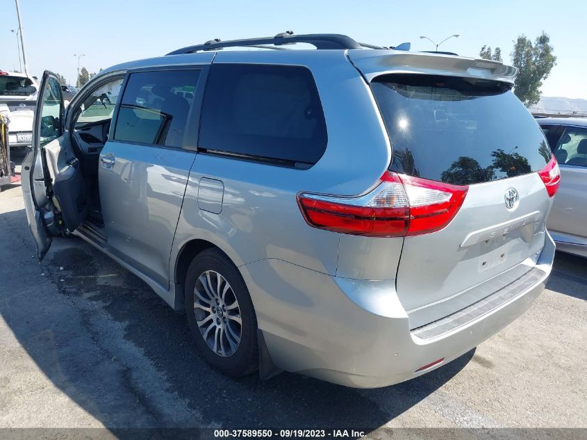 5TDYZ3DC2KS974335 2019 Toyota Sienna Xle Auto Access