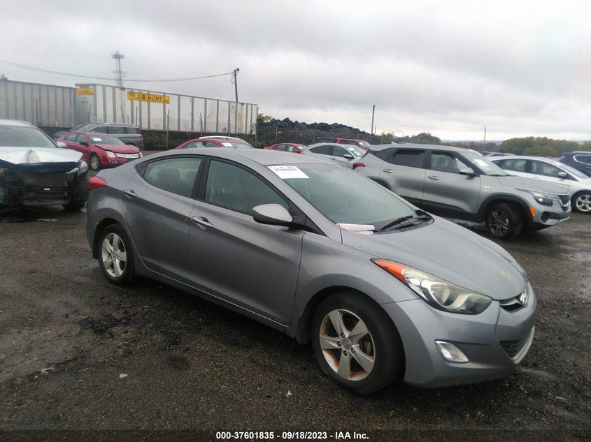 2013 HYUNDAI ELANTRA GLS PZEV VIN: KMHDH4AE9DU937189