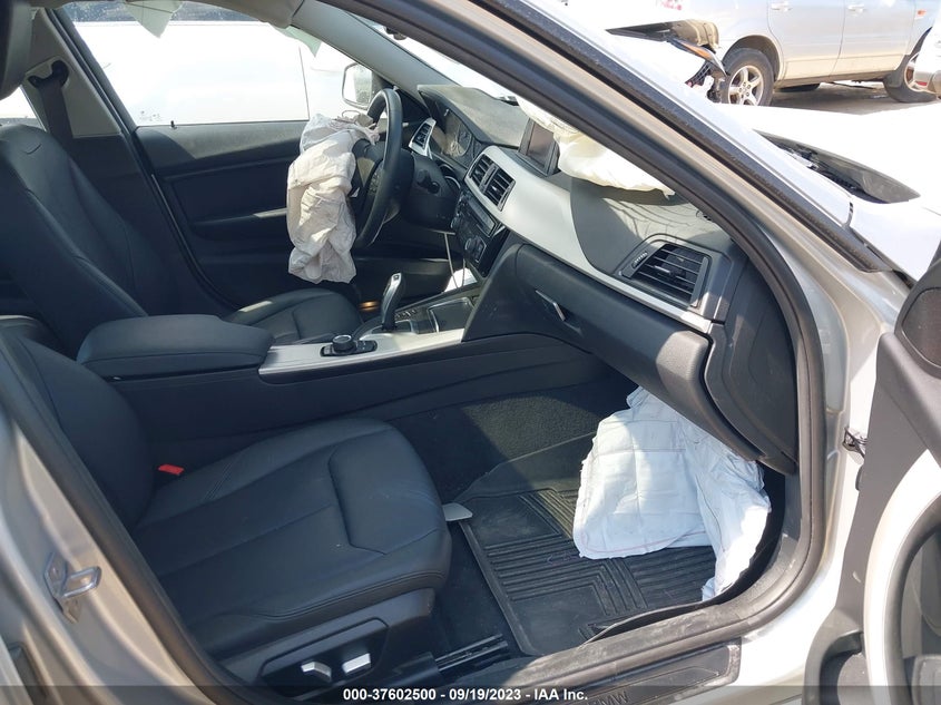 2018 BMW 320I XDRIVE WBA8A3C50JA505795