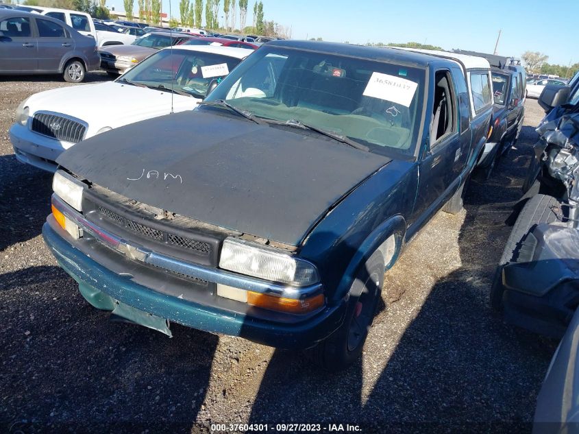 1998 Chevrolet S-10 Ls Fleetside VIN: 1GCCS19X4W8181935 Lot: 37604301