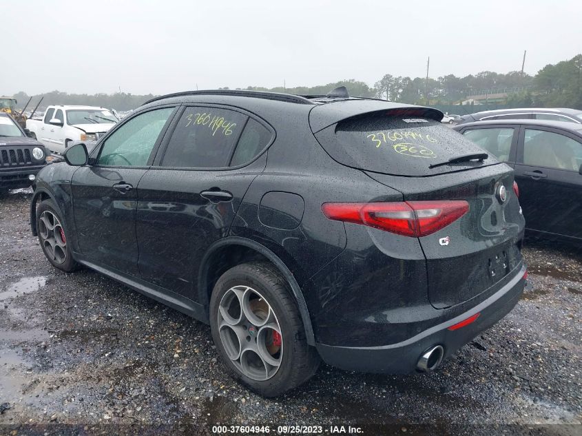 ZASPAKAN5K7C44052 2019 Alfa Romeo Stelvio Sport