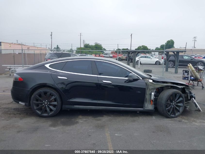 2013 Tesla Model S VIN: 5YJSA1CN7DFP13634 Lot: 37607545