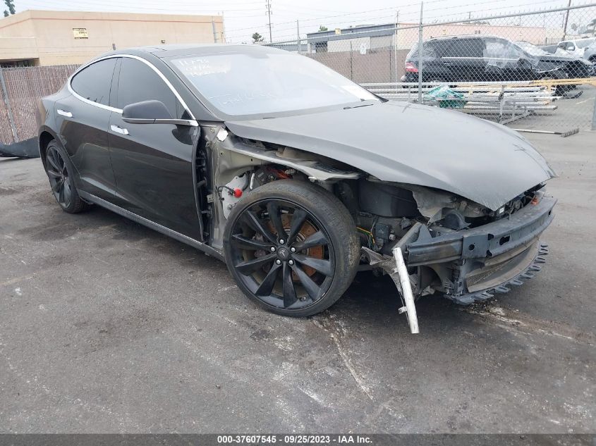 2013 Tesla Model S VIN: 5YJSA1CN7DFP13634 Lot: 37607545