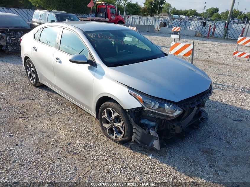 3KPF24AD1KE065933 2019 Kia Forte Lxs