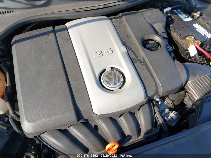 2009 Volkswagen Jetta Se/Sel VIN: 3VWRM71K59M057130 Lot: 39804908