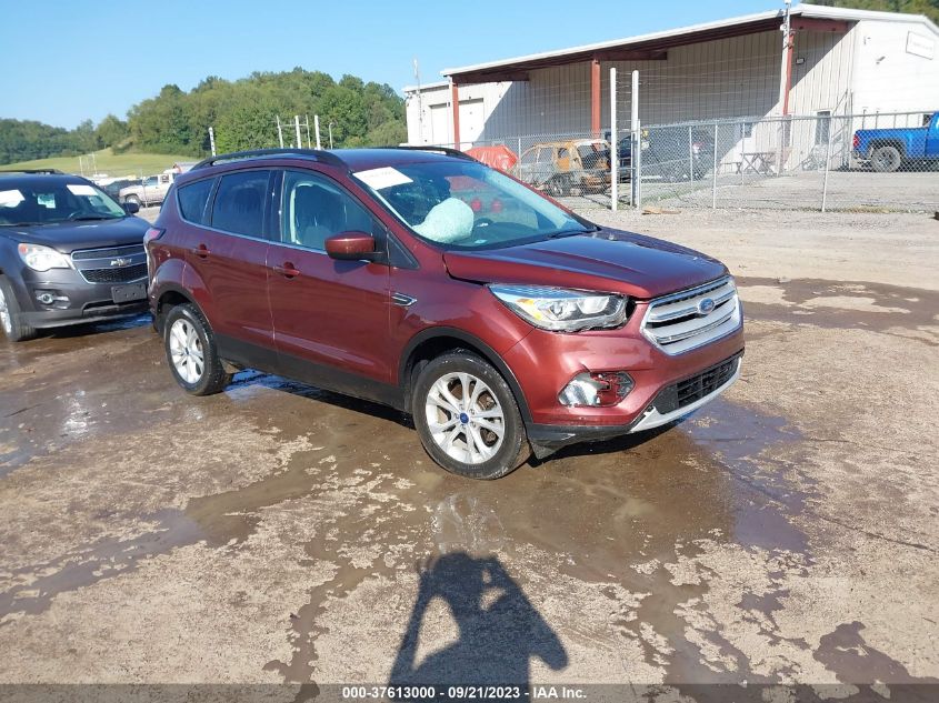 1FMCU9HD6JUB22834 2018 Ford Escape Sel