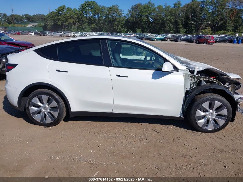 2023 Tesla Model Y Awd/Long Range Dual Motor All-Wheel Drive VIN: 7SAYGDEE1PA139740 Lot: 37614152