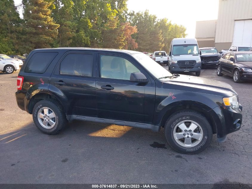 2011 Ford Escape Xls VIN: 1FMCU9C72BKB85766 Lot: 37614837