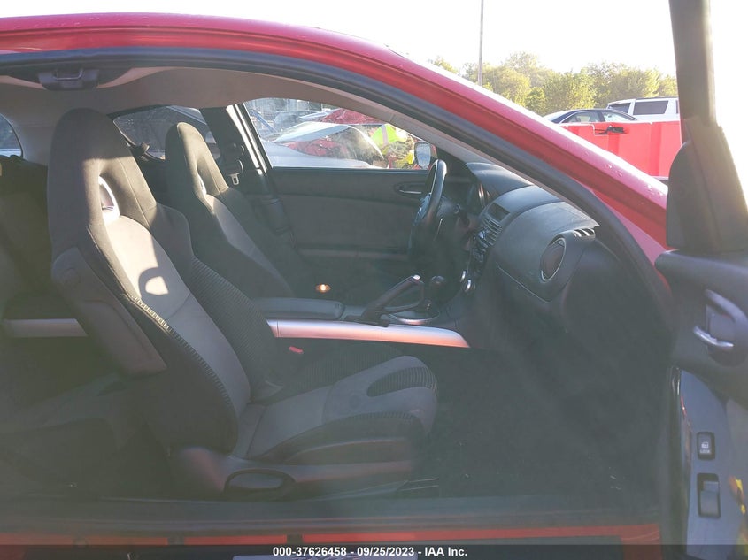 2005 Mazda Rx-8 Sport Automatic VIN: JM1FE17NX50156136 Lot: 37626458